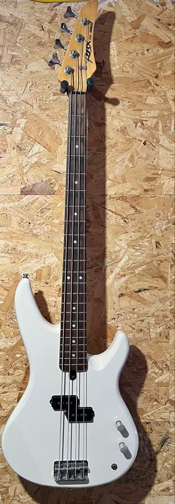 Yamaha RBX 250 Basgitaar - Wit, Ophalen, Gebruikt, Elektrisch