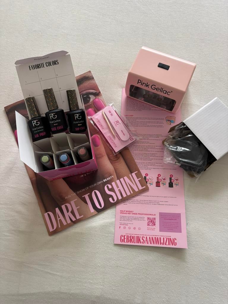 Pink gellac set, Sieraden, Tassen en Uiterlijk, Uiterlijk | Cosmetica en Make-up, Ophalen, Zo goed als nieuw, Overige kleuren