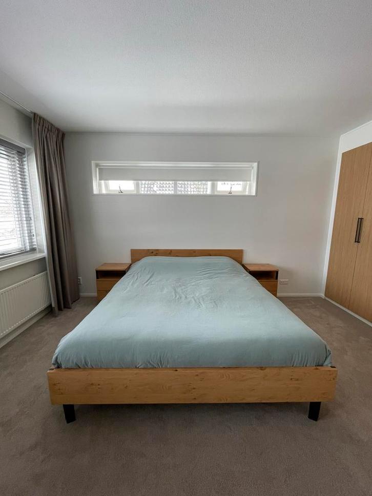 SwissFlex bed 180 x 210 cm, Huis en Inrichting, Slaapkamer | Matrassen en Bedbodems, Gebruikt, Matras, 180 cm, 210 cm, Tweepersoons