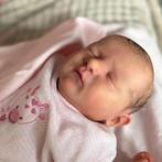 Reborn baby Scarlett origineel (by Bonnie Brown), Verzamelen, Poppen, Ophalen of Verzenden, Zo goed als nieuw, Pop, Levensecht of Reborn