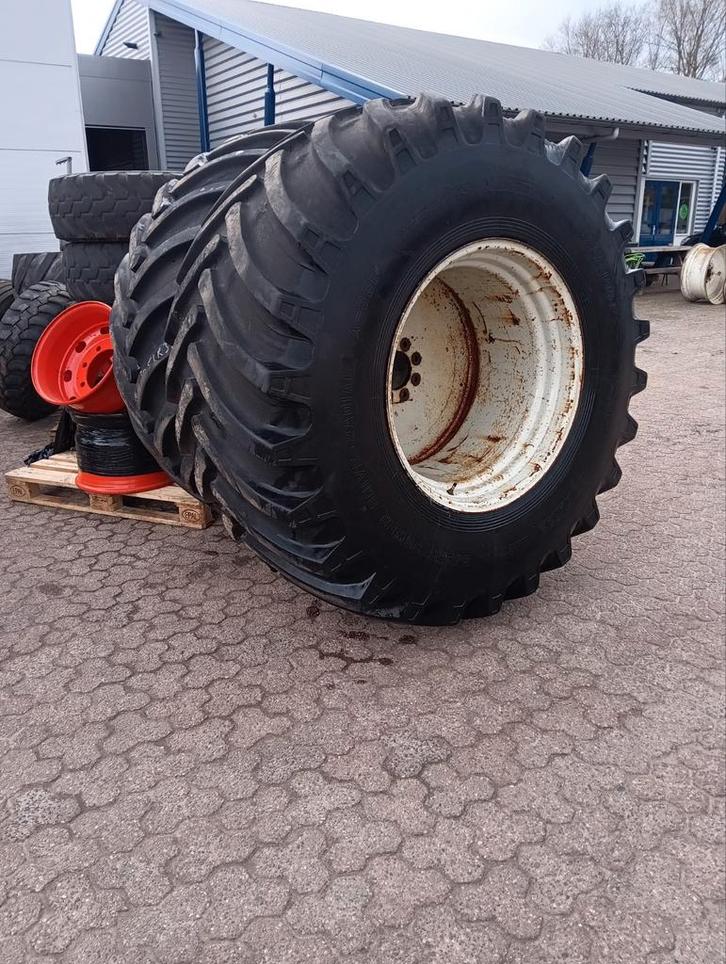 30.5LR32 800/65R32 Alliance Ford New Holland, Zakelijke goederen, Agrarisch | Onderdelen | Banden, Velgen en Assen, Ophalen of Verzenden