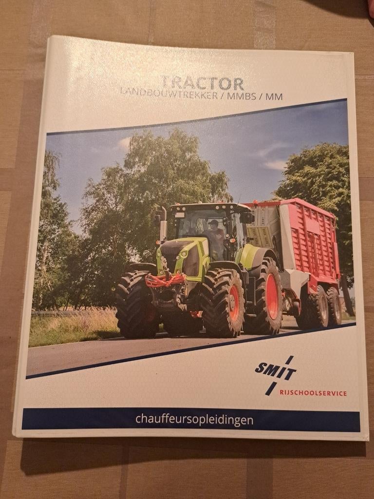 Theorieboek voor trekker rijbewijs. ISBN: 9789072967527, Ophalen of Verzenden, Zo goed als nieuw, Uitgeverij Smit