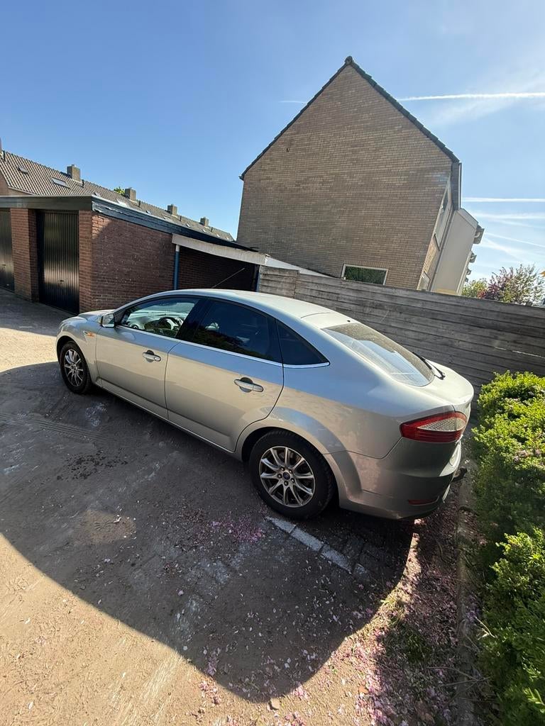 Ford Mondeo 2.0 Stci 149KW 5D AUT 2010 Grijs, Auto's, Euro 5, Zwart, 4 cilinders, Mondeo