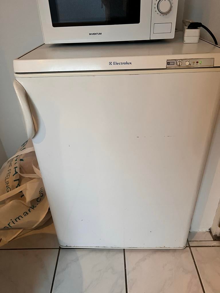 Electrolux tafelmodel vriezer, Gebruikt, Minder dan 85 cm, Minder dan 60 cm, Vrijstaand