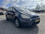 Ford S-MAX 2.5 Turbo, 7 persoons, Panoramadak, Trekauto, Stof, 1581 kg, 7 stoelen, 2521 cc