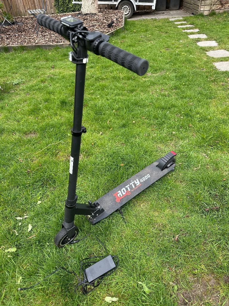 Elektrische Step Trotty 4000, Fietsen en Brommers, Steps, Ophalen, Zo goed als nieuw, Elektrische step (E-scooter), Telestar
