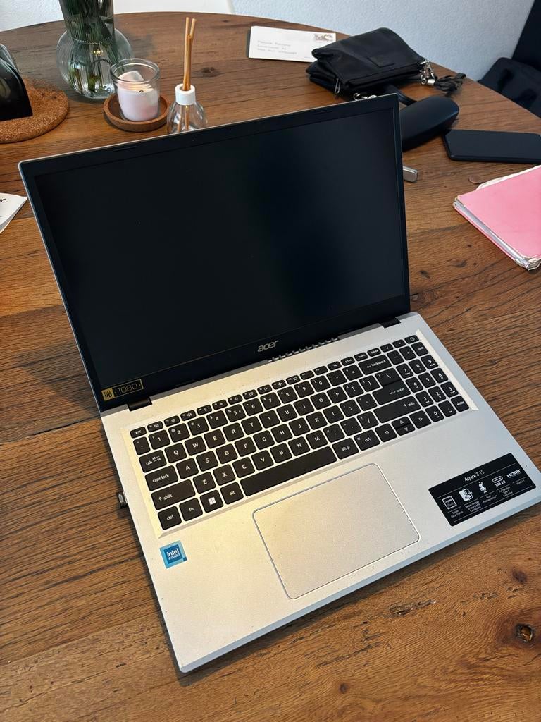 Acer Aspire 3 15 inch Windows laptop, Computers en Software, Windows Laptops, Gebruikt, 2 tot 3 Ghz, Ophalen of Verzenden, 15 inch