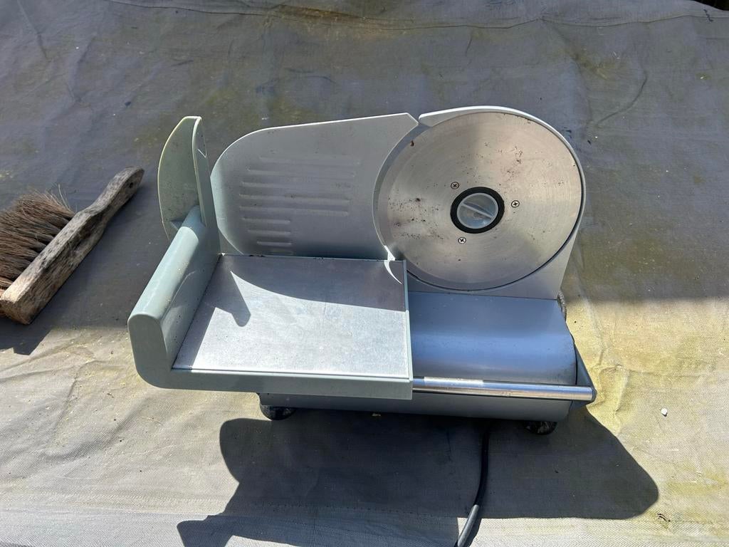 SHG Snijmachine WK48ZA - Brood, vlees, kaas snijder, Ophalen of Verzenden, Gebruikt