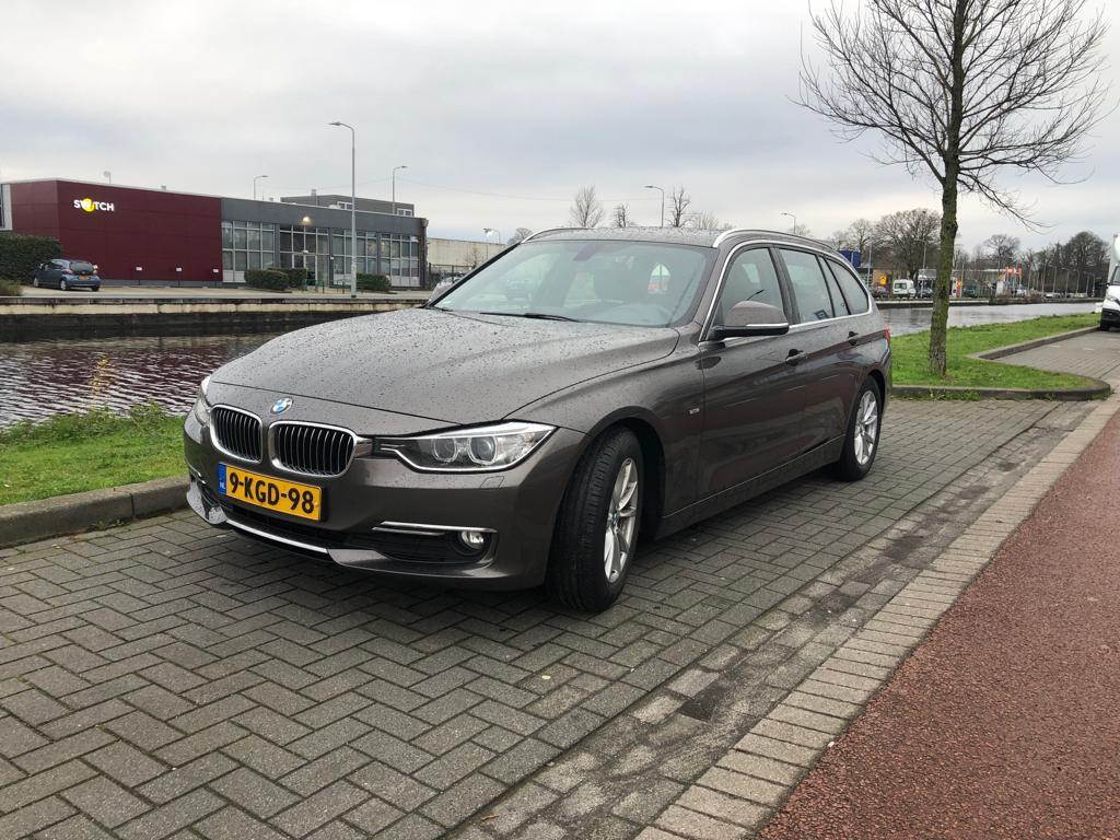 BMW 3-Serie 2.0 320D EDE Touring 2013 Bruin, Auto's, Achterwielaandrijving, 1995 cc, Zwart, 4 cilinders