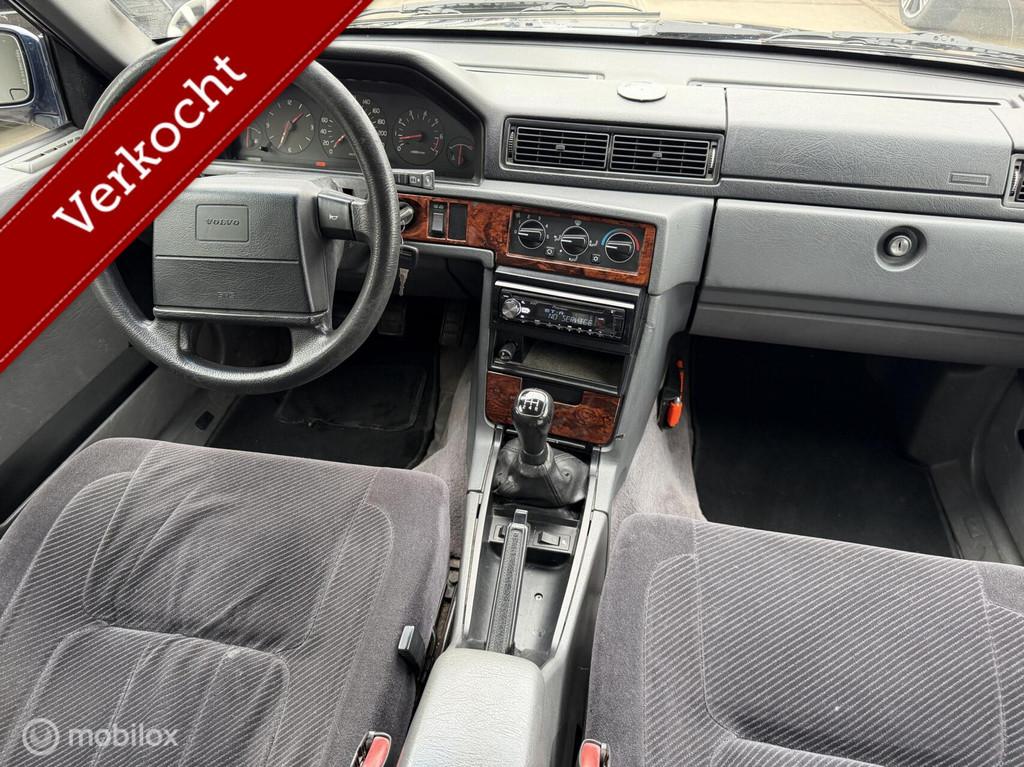 Volvo 940 2.3 HISTORIE AANTOONBAAR / 3E ZITRIJ / NL-AUTO, Auto's, Volvo, Euro 2, 4 cilinders, Blauw, Origineel Nederlands