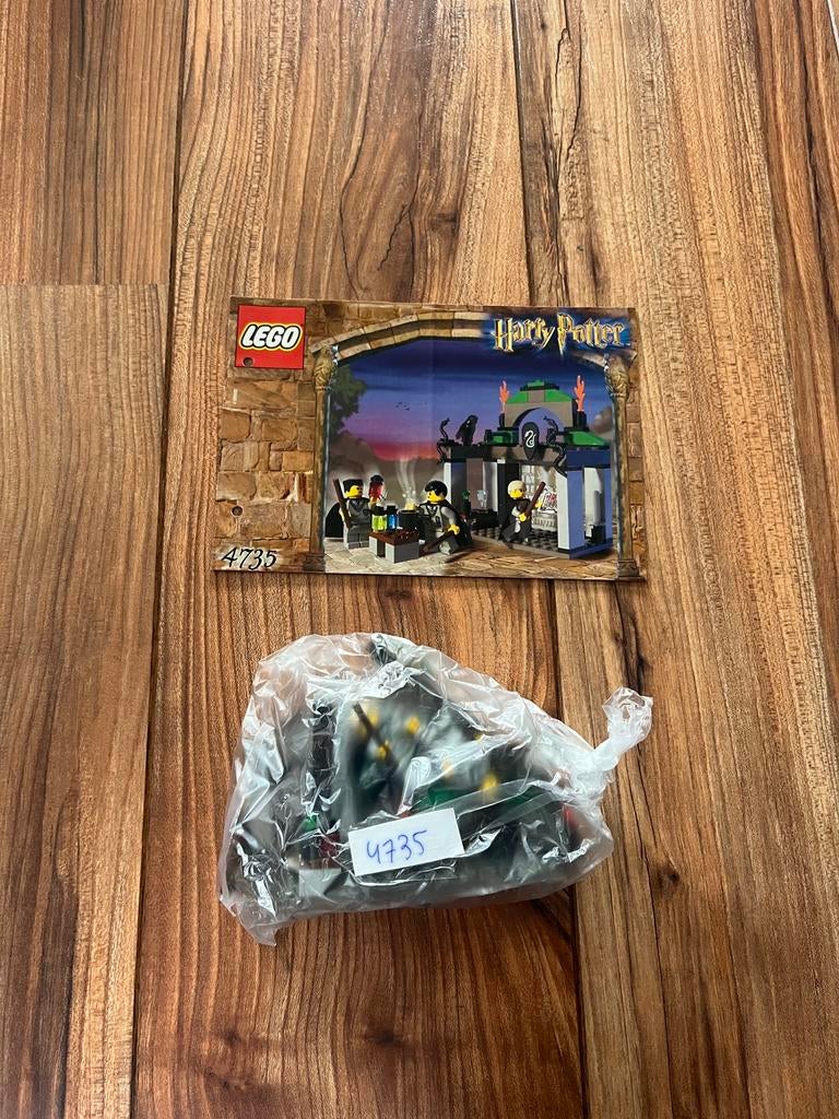 Lego Harry Potter 4735 Zwadderich Slytherhin Compleet, Kinderen en Baby's, Speelgoed | Duplo en Lego, Ophalen of Verzenden, Zo goed als nieuw