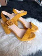 Gele hakken maat 40 - Kayla, Geel, Ophalen of Verzenden, Zo goed als nieuw, Schoenen met hoge hakken