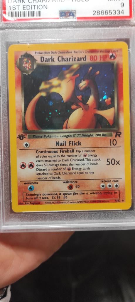Dark Charizard #4 PSA 9, Hobby en Vrije tijd, Verzamelkaartspellen | Pokémon, Ophalen of Verzenden, Zo goed als nieuw, Losse kaart