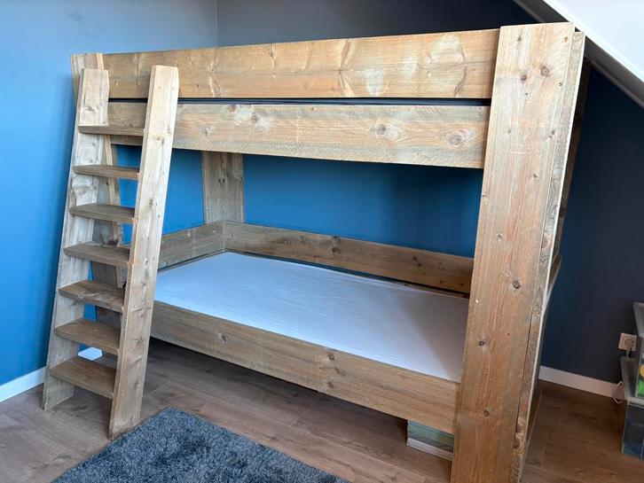 Stapelbed van steigerhout, handgemaakt, Kinderen en Baby's, Kinderkamer | Stapelbedden en Hoogslapers, Gebruikt, Stapelbed, Ophalen