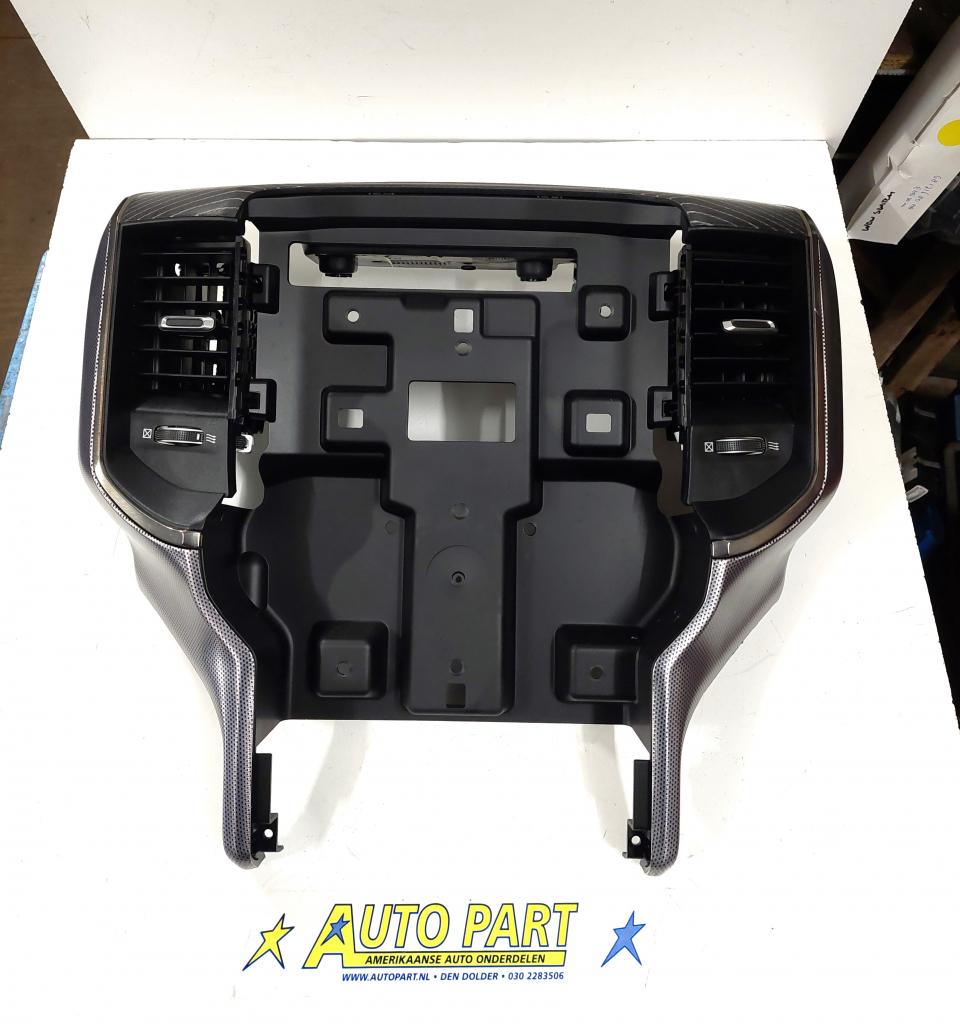 Dodge Ram pickup dashboard airco/radio paneel 2019-2024, Gebruikt, PO Box 21-8004 | Auburn Hills, MI 48321-8004, Amerikaanse onderdelen