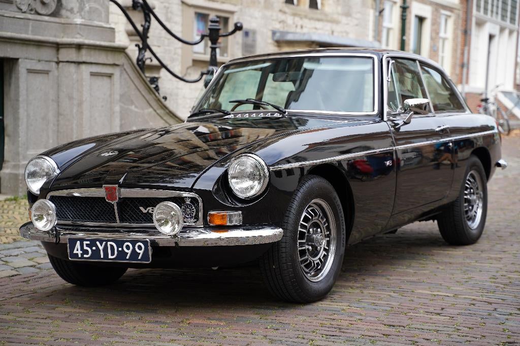 Unieke MGB GT V8! Factory original MG B, Auto's, Oldtimers, Achterwielaandrijving, Zwart, 3500 cc, 160 pk