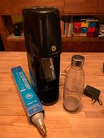Sodastream met 2 lege cilinders en sodastreamfles, Ophalen of Verzenden, Zo goed als nieuw