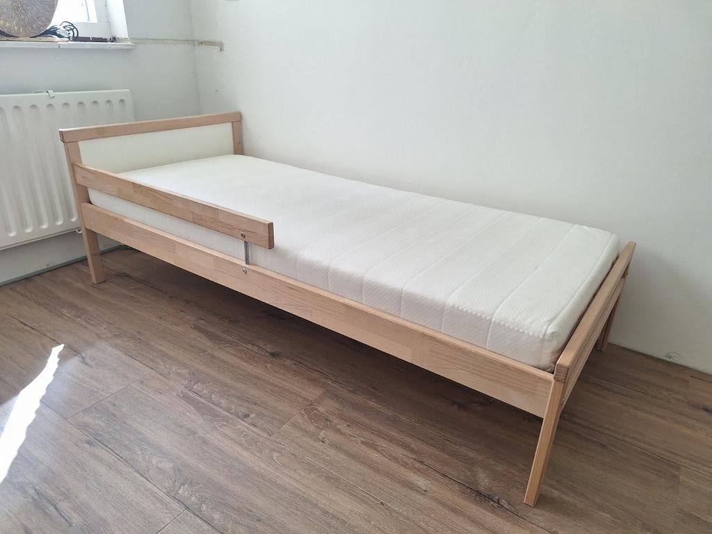 Ikea peuterbed, Huis en Inrichting, Slaapkamer | Bedden, Ophalen, Gebruikt, Wit, 190 cm of minder
