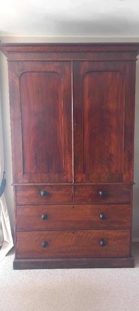 antieke mahonie biedermeier kast, Antiek en Kunst, Ophalen