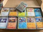 Doos vol Koreaanse Pokémon kaarten (Korea) bulk, Ophalen of Verzenden, Zo goed als nieuw, Meerdere kaarten
