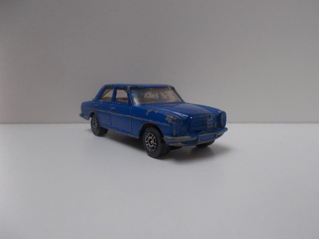 6374 Mercedes-Benz 240D Corgi Juniors, Ophalen of Verzenden, Gebruikt, Auto