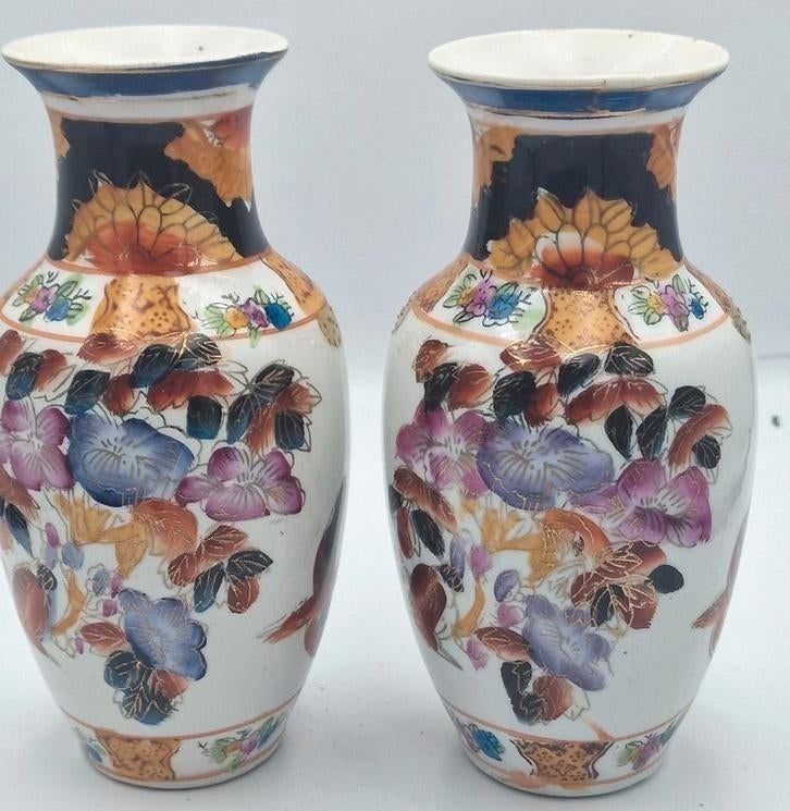 2 porseleinen vaasjes,  Chinees., Antiek en Kunst, Ophalen of Verzenden