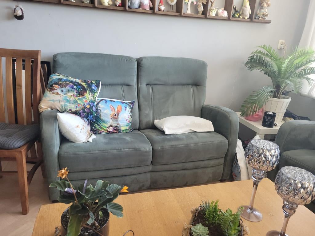 Gratis 2 persoonsbank en 2x stoel knappe stevige stoelen., Ophalen, 75 tot 100 cm, Zo goed als nieuw, Minder dan 150 cm