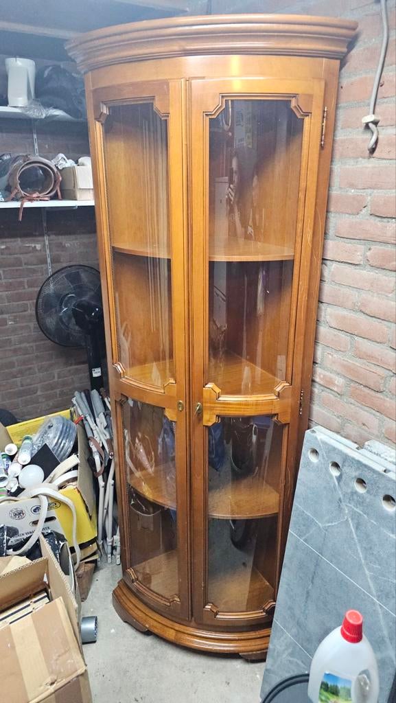 Hoekkast met glazen deuren., Huis en Inrichting, Kasten | Vitrinekasten, Ophalen, Gebruikt, 50 tot 100 cm, 150 tot 200 cm