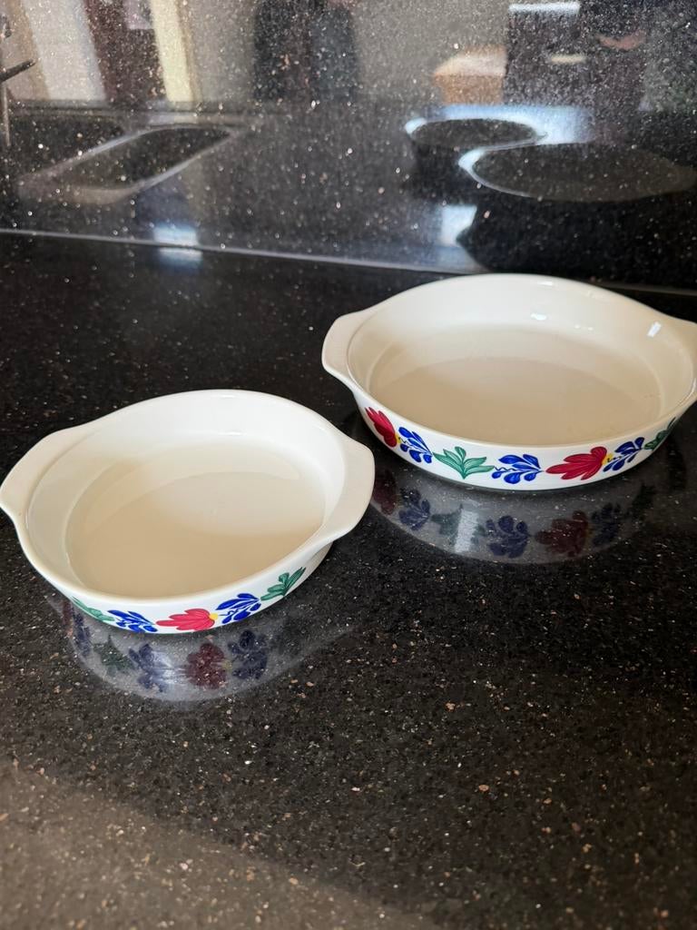 2 boerenbont ovenschalen, puntgaaf, Overige typen, Ophalen of Verzenden, Zo goed als nieuw, Aardewerk