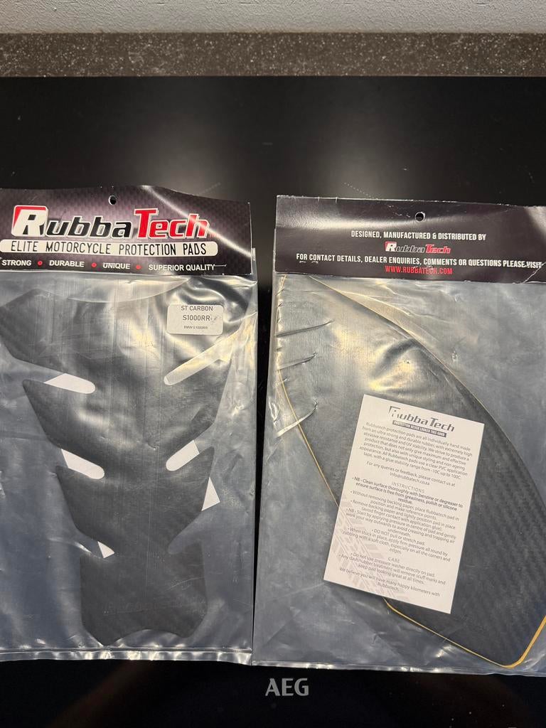 BMW S1000RR 2009-2018 Rubbatech Tank en Knie pad, Motoren, Ophalen of Verzenden