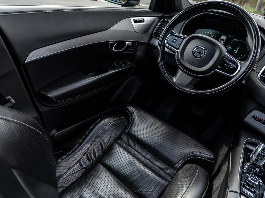 Volvo XC90 2.0 T8 Twin Engine AWD Inscription - 7 PERS - PAN, Auto's, Volvo, Gebruikt, 1969 cc, 7 stoelen, Zwart