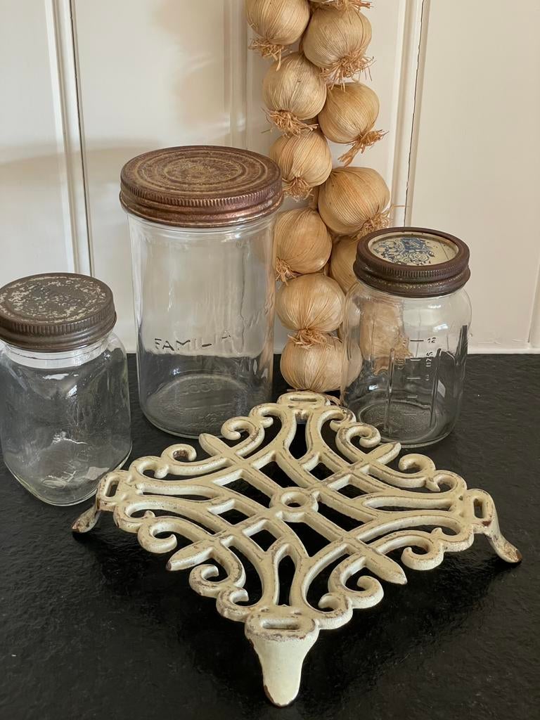 Brocante oude Franse gietijzeren onderzetter, Ophalen of Verzenden