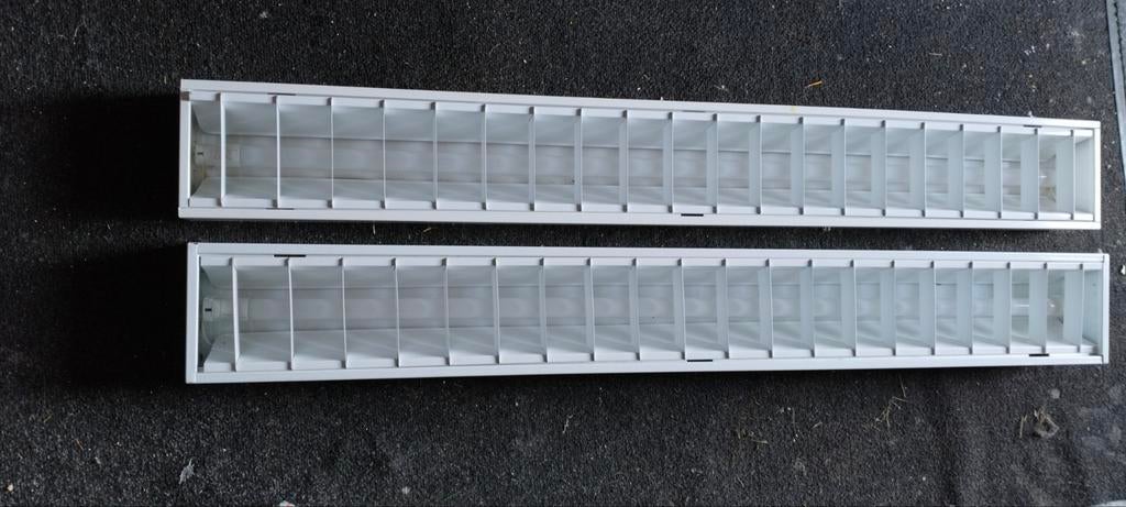 2x TL armaturen 120x12cm incl. LED lampen, zgan wit, Ophalen of Verzenden, Zo goed als nieuw