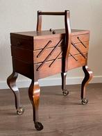 Antiek Naaikist Queen Ann Poten Wieltjes Plantentafel Hout, Ophalen, Gebruikt, Toebehoren, Overige merken