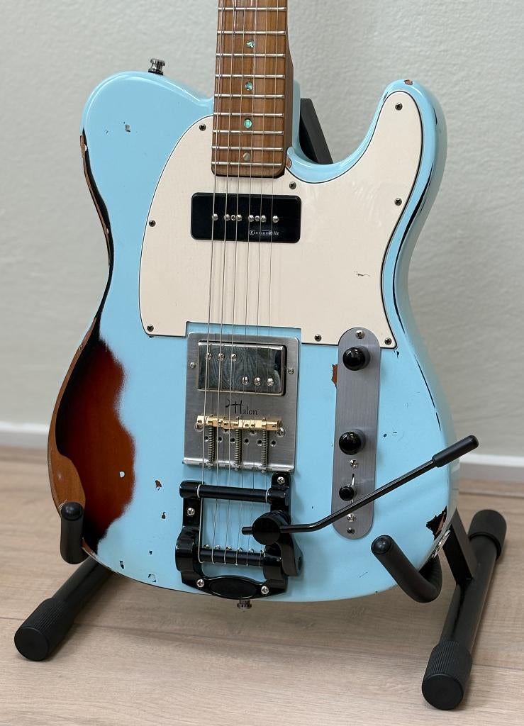 Diverse Telecasters. Sire T7FM, Tele Deluxe en Tele met P90s, Muziek en Instrumenten, Snaarinstrumenten | Gitaren | Elektrisch
