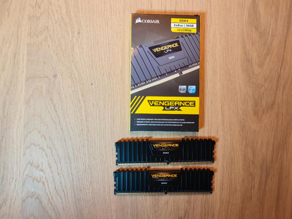 Corsair Vengeance 2x 8GB 3600MHz, Gebruikt, DDR4, Ophalen of Verzenden, Desktop