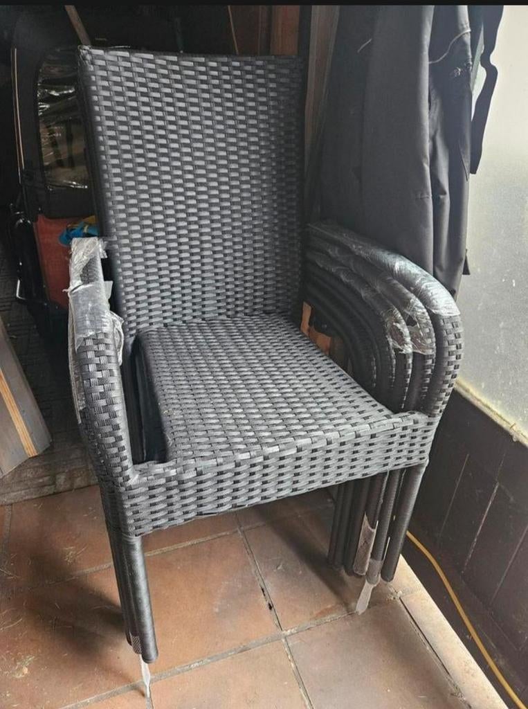 7 tuinstoelen stapelstoel GUDHJEM zwart NIEUW, Tuin en Terras, Ophalen, Nieuw