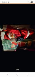 Kerstman op trappetje en verlichting €7,50, Diversen, Kerst, Ophalen of Verzenden