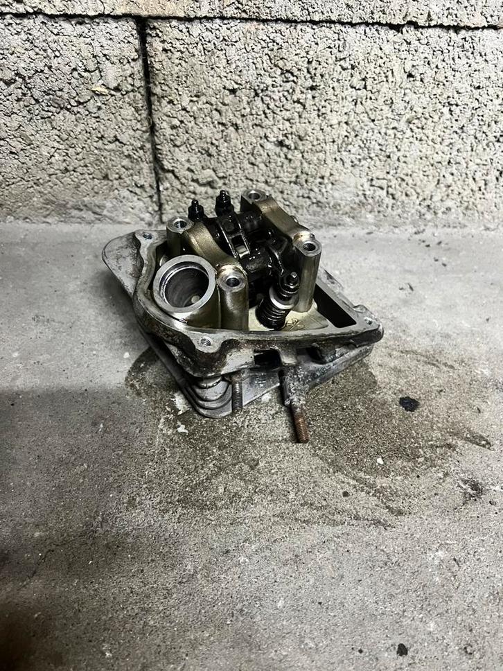 Piaggio zip euro 4 cilinderkop, Motoren, Tuning en Styling, Ophalen of Verzenden