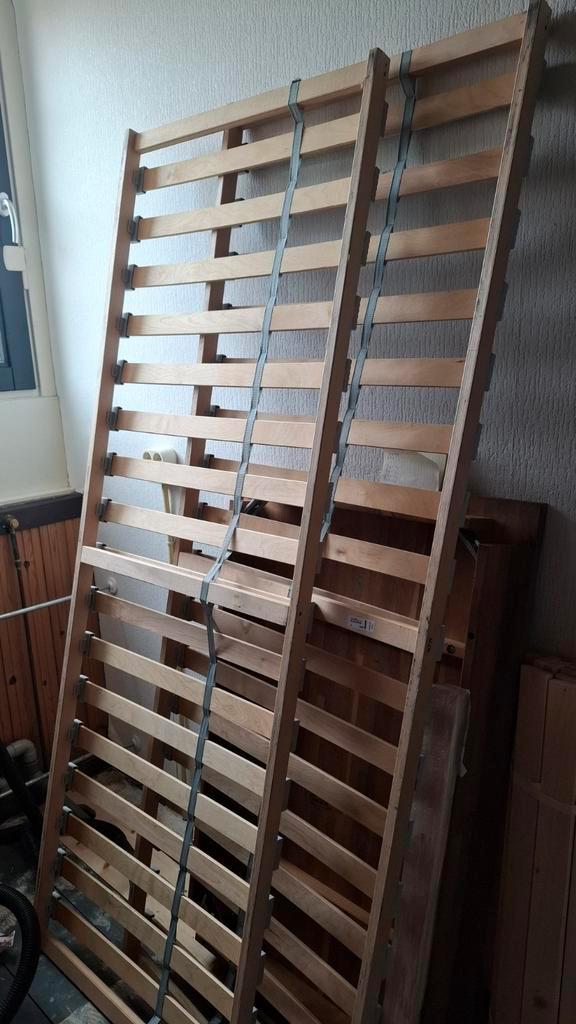 2 lattenbodems, 70 cm x 200 cm, Huis en Inrichting, Slaapkamer | Matrassen en Bedbodems, Bedbodem, 70 cm of minder, 200 cm, Eenpersoons