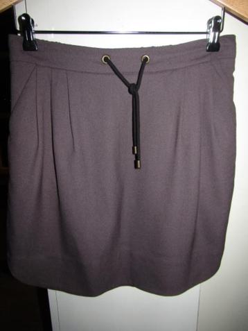 E1008 SISSY-BOY mt L rok bruin model Marion beschikbaar voor biedingen