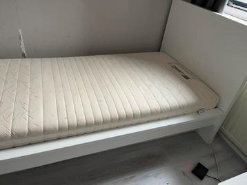 Wit Ikea bed 1 pers. 90x200 incl matras 
