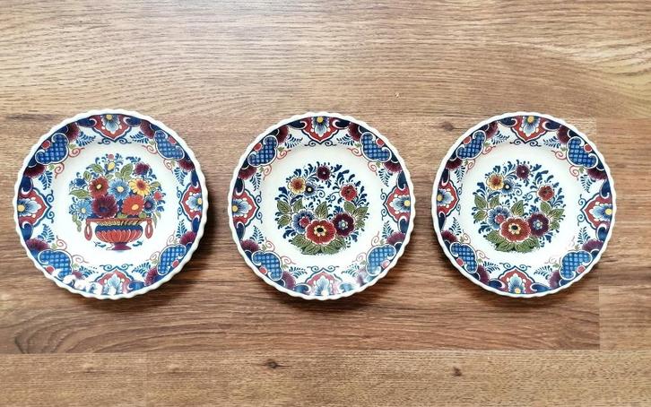 Delfts blauw polychroom bordjes, Antiek en Kunst, Antiek | Wandborden en Tegels, Ophalen of Verzenden