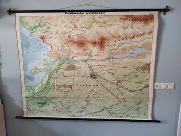 Wandkaart schoolplaat topografie diversen € 25 p.s. beschikbaar voor biedingen