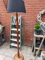 Vintage houten staande lamp vloerlamp zwarte kap, Ophalen