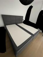 Pullman boxspring 200x210cm. Zonder topper. Kleur: grijs, Ophalen, Tweepersoons, Zo goed als nieuw, 200 cm