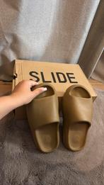 Yeezy slide 38, Kleding | Dames, Schoenen, Adidas, Ophalen of Verzenden, Overige kleuren, Slippers
