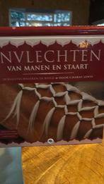 Charni Lewis - Invlechten van manen en staart, Ophalen of Verzenden, Zo goed als nieuw, Charni Lewis