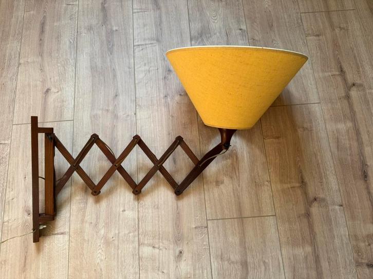 Vintage Teak wandlamp jaren 60, Huis en Inrichting, Lampen | Wandlampen, Gebruikt, Overige materialen, Ophalen of Verzenden