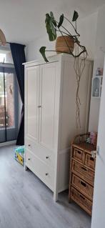 IKEA HEMNES kledingkast – mag weg voor een zacht prijsje, Kinderen en Baby's, Kinderkamer | Commodes en Kasten, Ophalen, Gebruikt